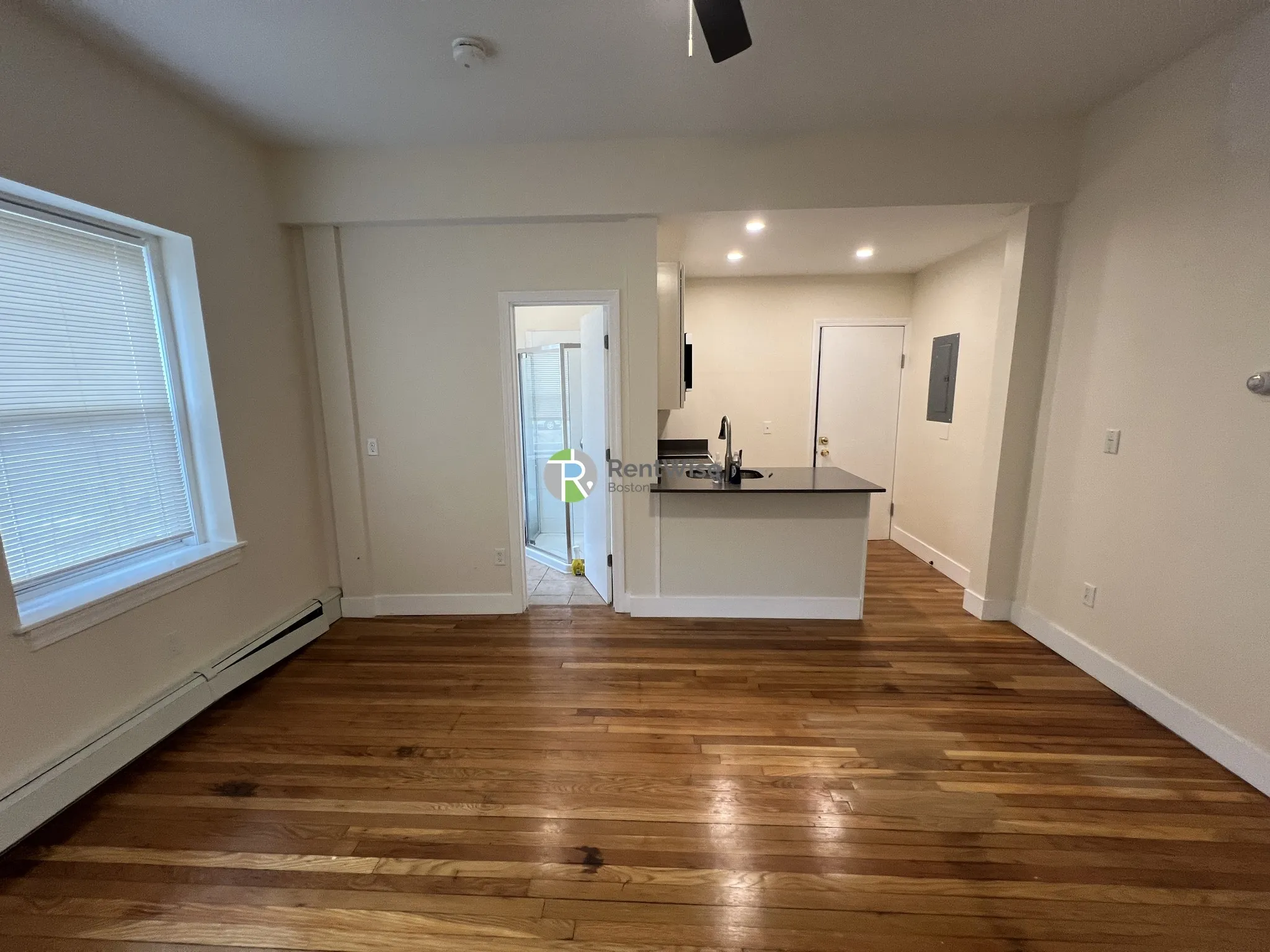 Studio bed, 1 bath apartment for rent at 56 Brighton Ave Unit 22, Brighton — photo 1 of 24
