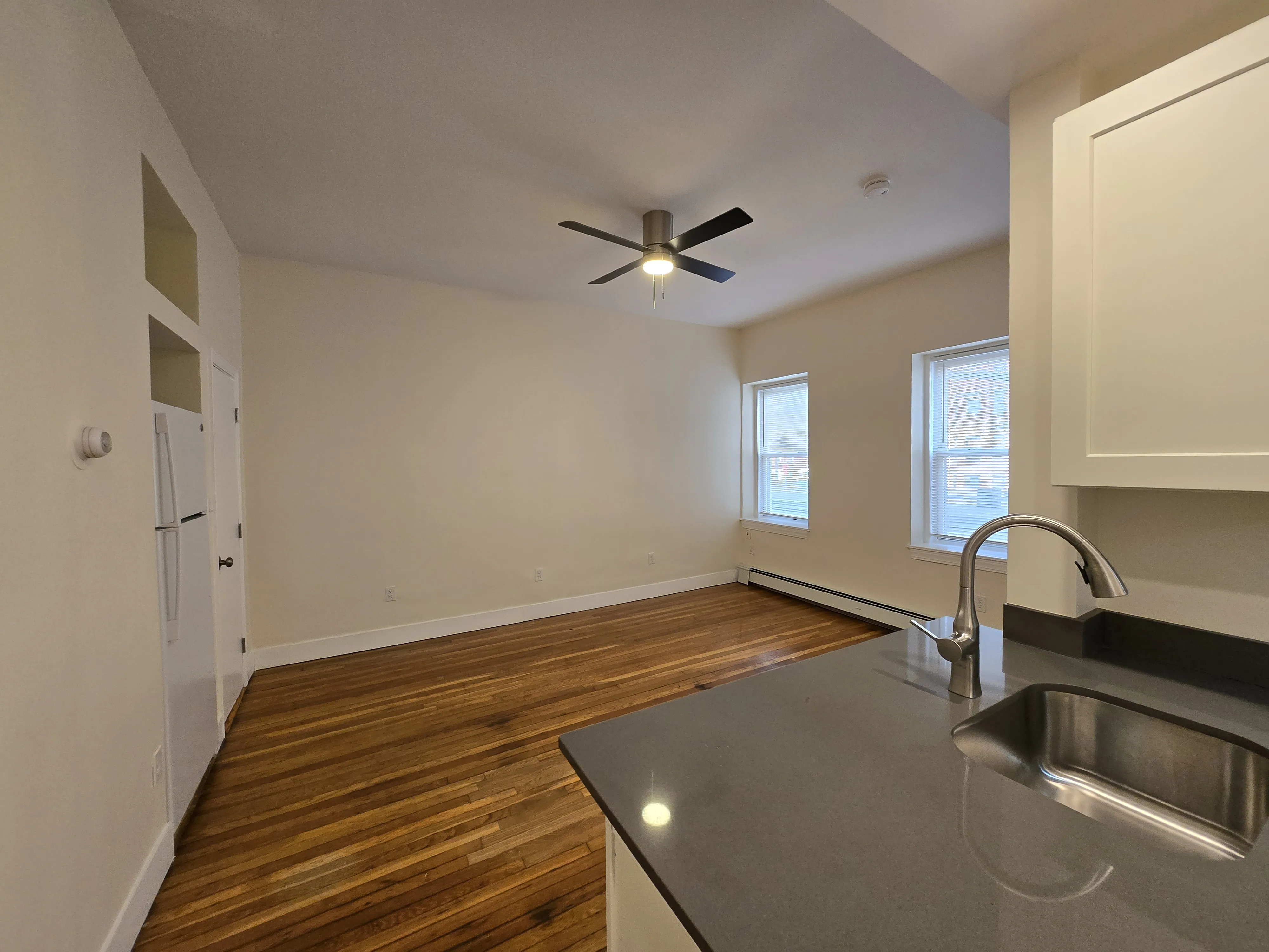 Studio bed, 1 bath apartment for rent at 56 Brighton Ave Unit 22, Brighton — photo 11 of 24