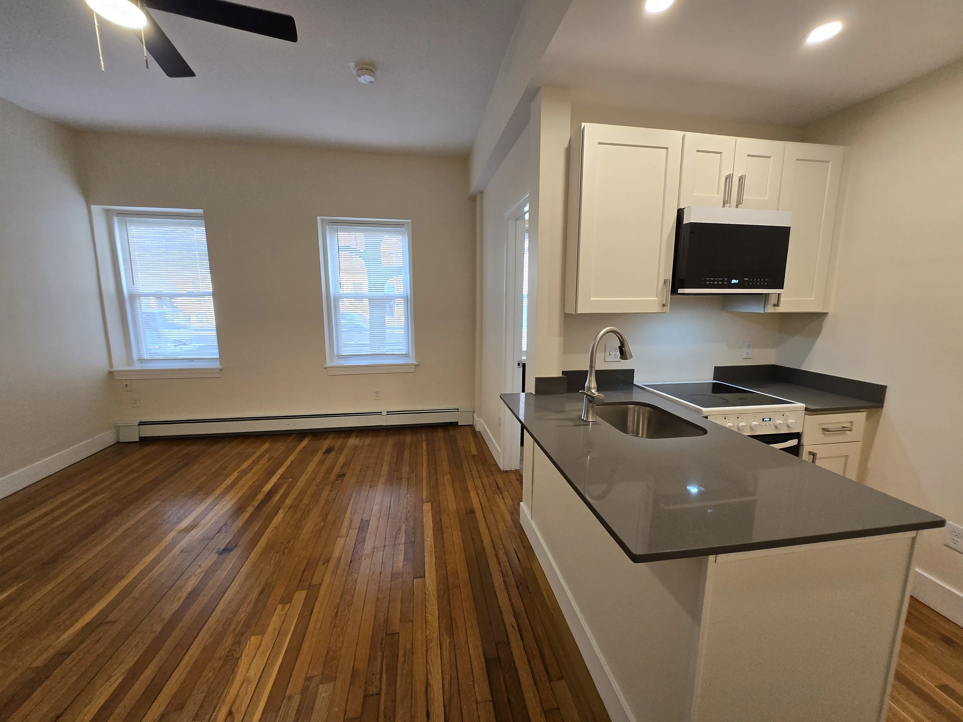 Studio bed, 1 bath apartment for rent at 56 Brighton Ave Unit 22, Brighton — photo 13 of 24