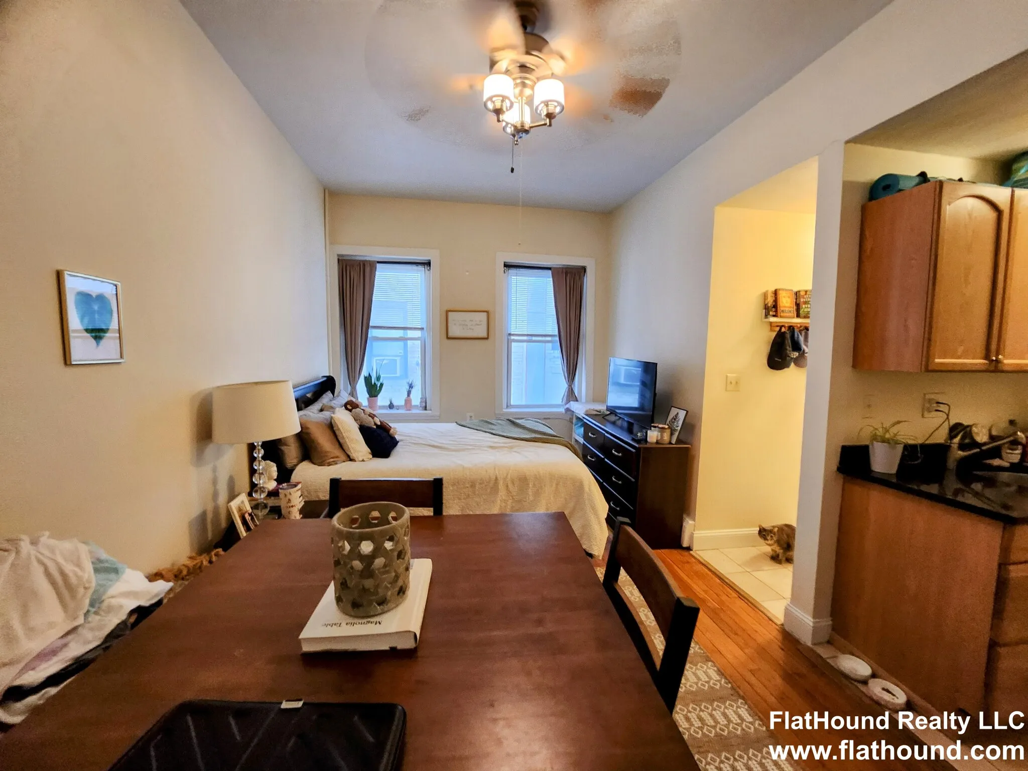 Studio bed, 1 bath apartment for rent at 56 Brighton Ave Unit 28, Brighton — photo 8 of 9