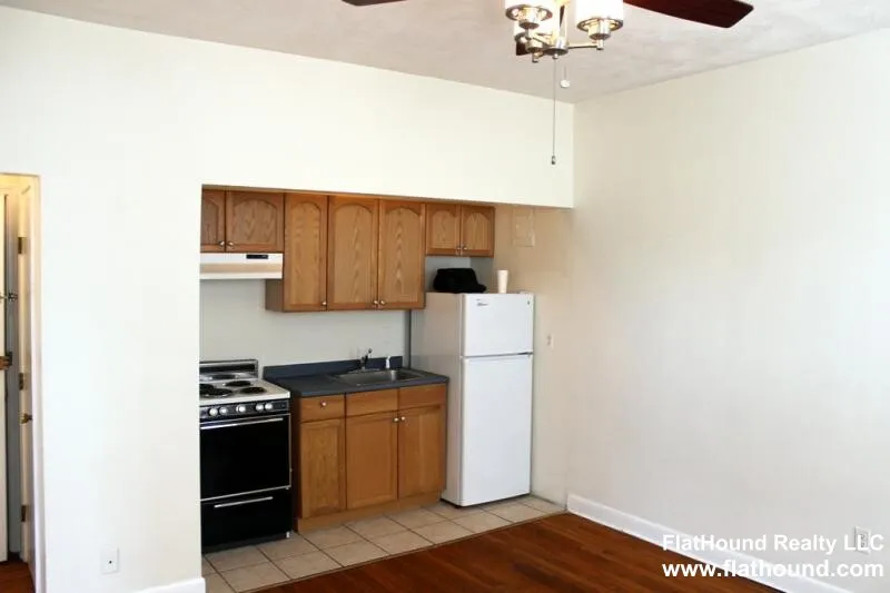 1 bed, 1 bath apartment for rent at 56 Brighton Ave Unit 35, Brighton — photo 5 of 9