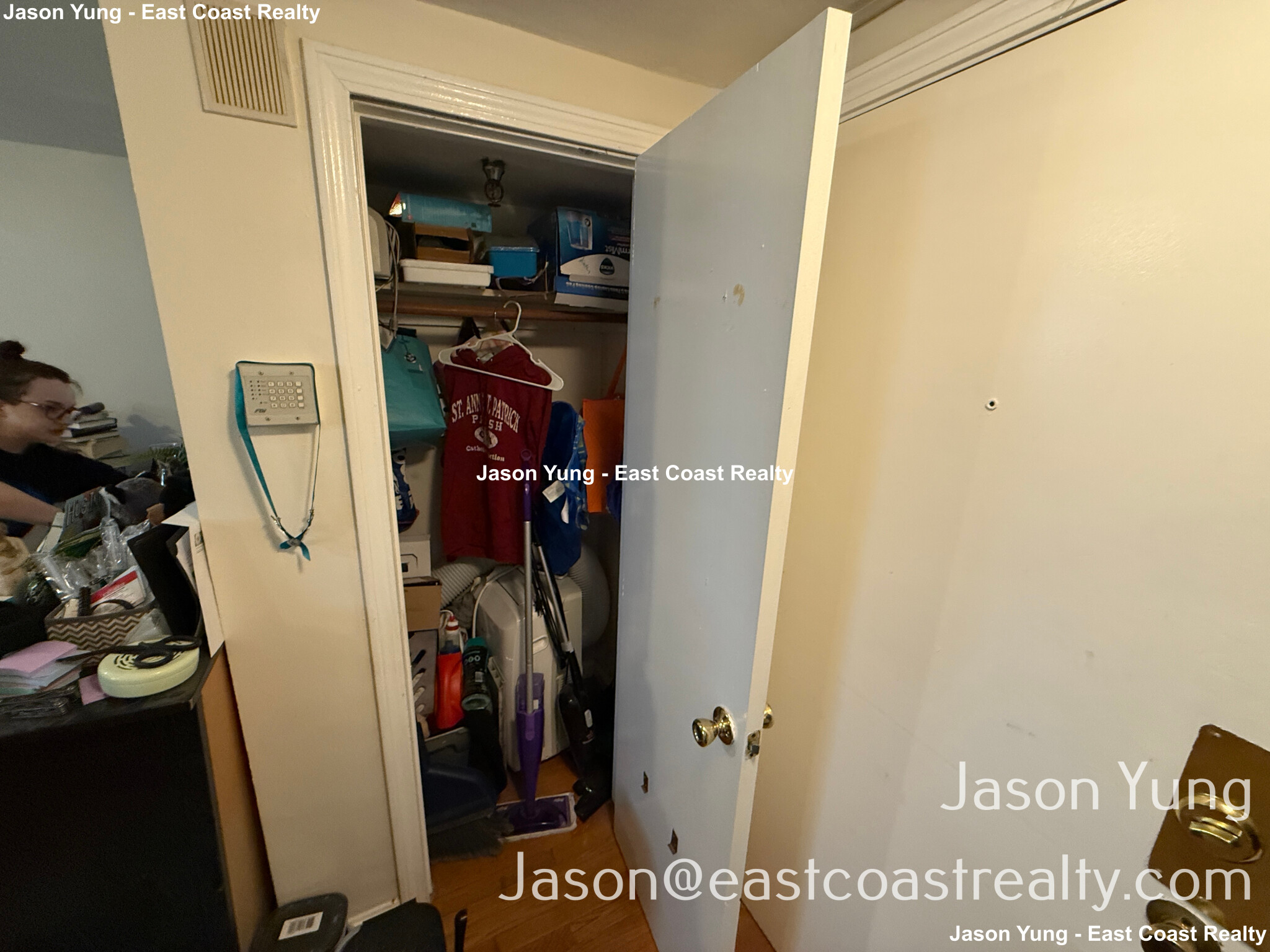 Studio bed, 1 bath apartment for rent at 56 Brighton Ave Unit 4, Brighton — photo 3 of 9