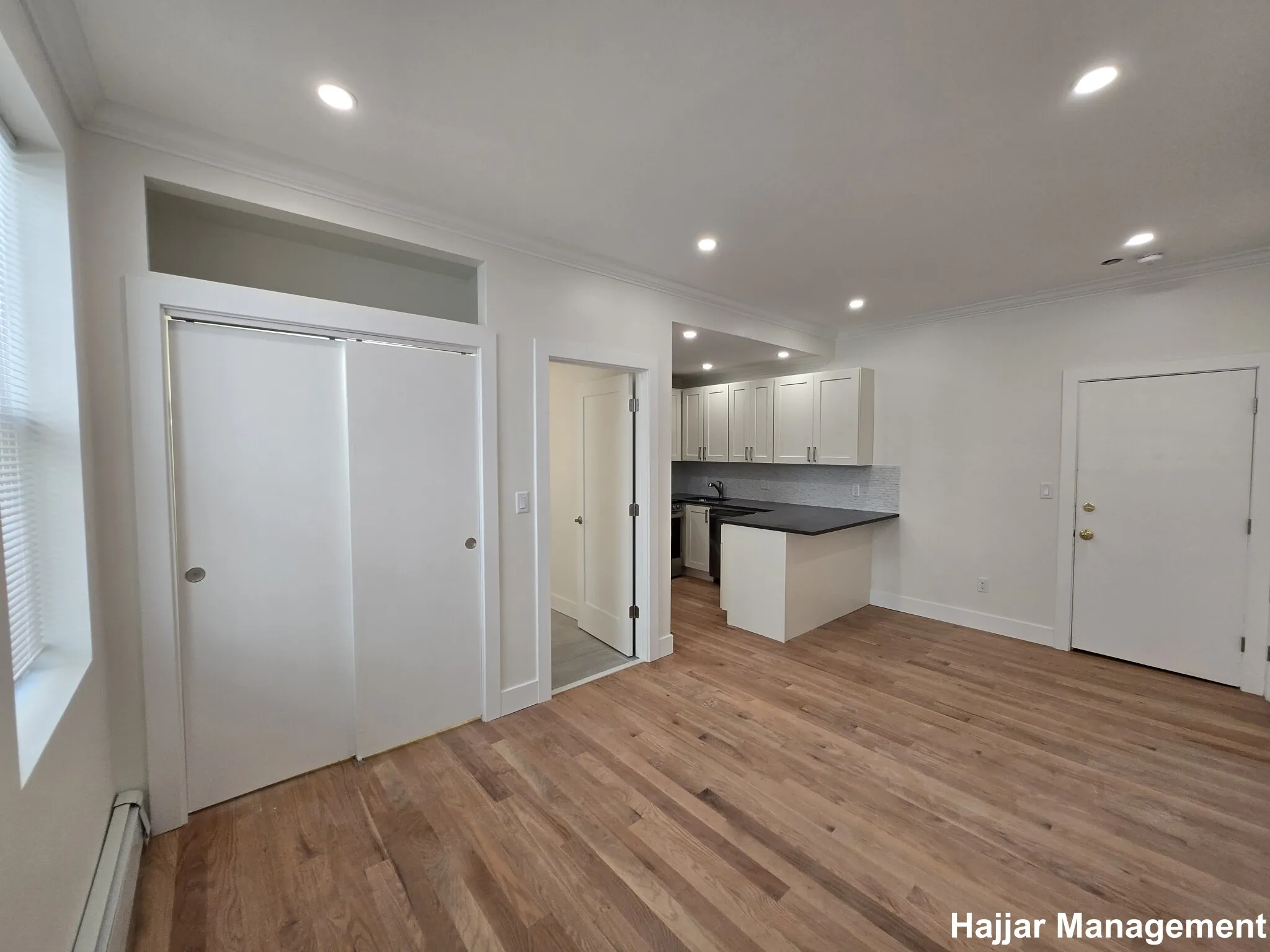 Studio bed, 1 bath apartment for rent at 56 Brighton Ave Unit 48, Brighton — photo 2 of 10