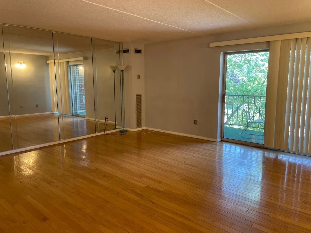 2 bed, 2 bath apartment for rent at 56 Broadlawn Park Unit 410, Chestnut Hill — photo 7 of 20
