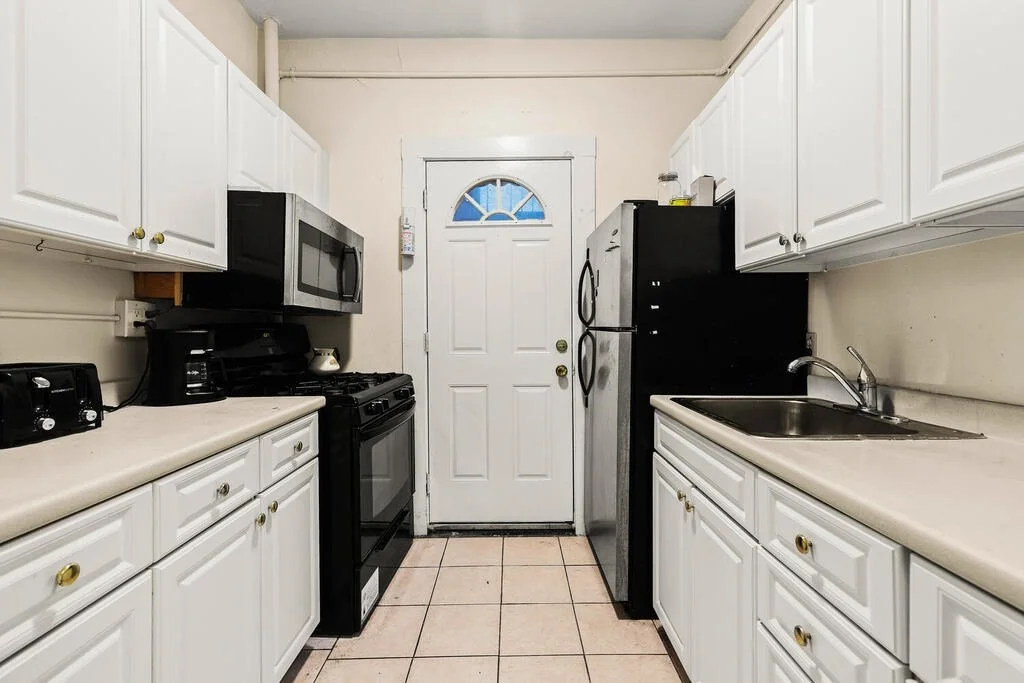 2 bed, 1 bath apartment for rent at 56 Charlesgate East Unit 135, Fenway — photo 2 of 6