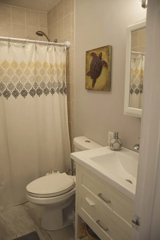2 bed, 1 bath apartment for rent at 56 Cherry Unit 1, Waltham — photo 11 of 13