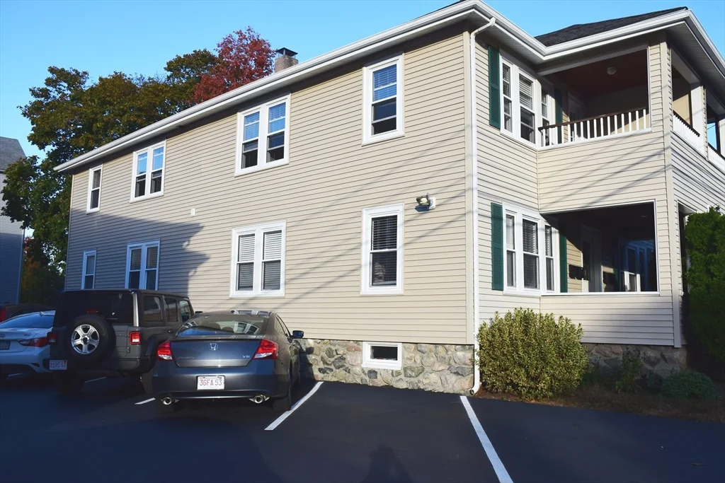 2 bed, 1 bath apartment for rent at 56 Cherry Unit 1, Waltham — photo 12 of 13