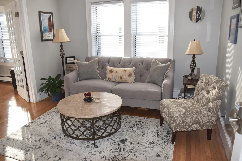 2 bed, 1 bath apartment for rent at 56 Cherry Unit 1, Waltham — photo 2 of 13