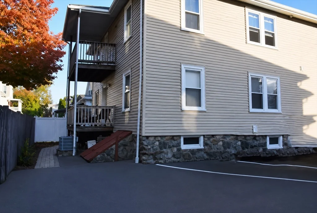 2 bed, 1 bath apartment for rent at 56 Cherry Unit 1, Waltham — photo 13 of 13