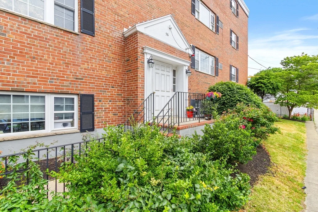 2 bed, 1 bath apartment for rent at 56 Coffey St Unit 1, Dorchester — photo 23 of 24