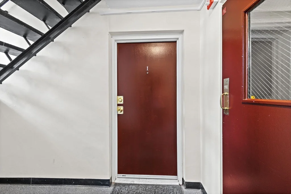 2 bed, 1 bath apartment for rent at 56 Coffey St Unit 1, Dorchester — photo 15 of 24