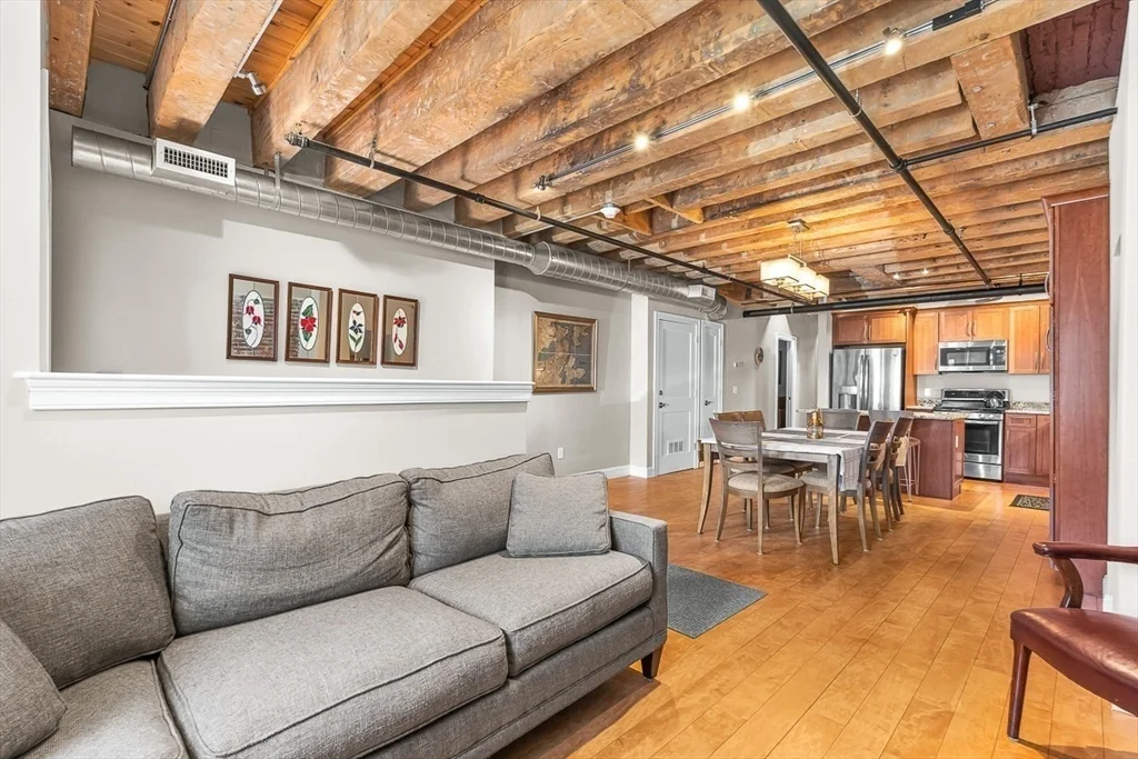 2 bed, 2 bath apartment for rent at 56 Commercial Wharf Unit 56, Boston Downtown — photo 6 of 31