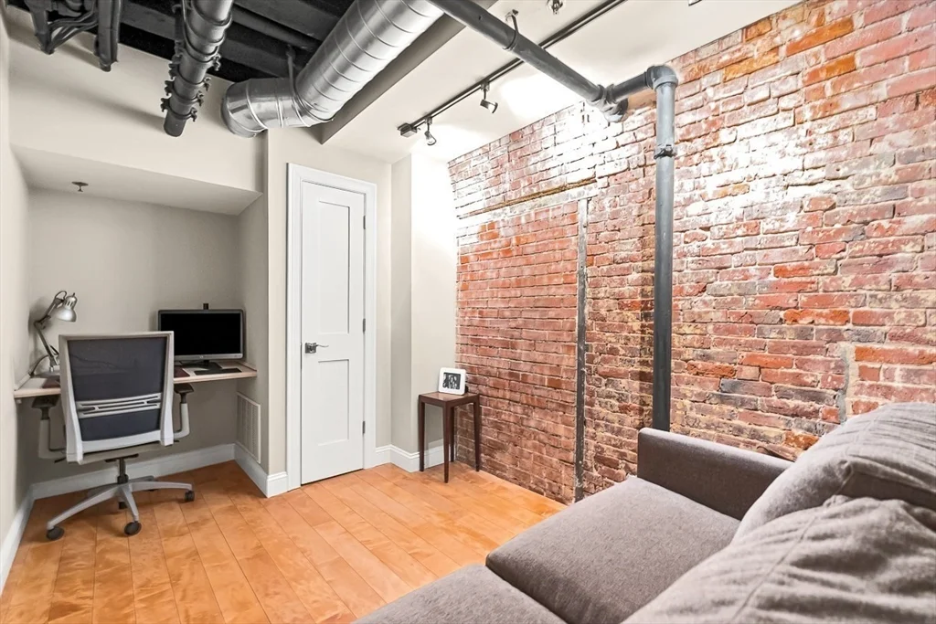 2 bed, 2 bath apartment for rent at 56 Commercial Wharf Unit 56, Boston Downtown — photo 16 of 31