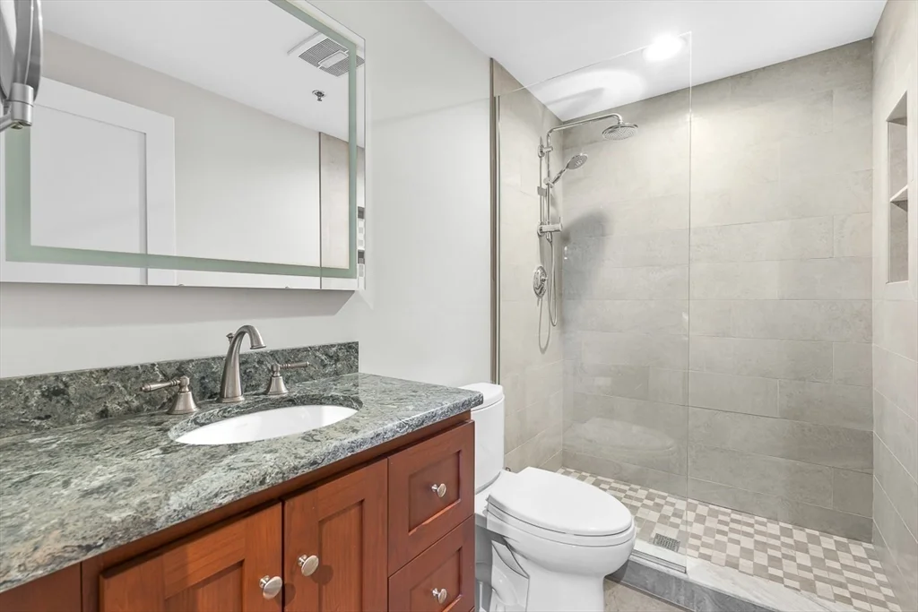 2 bed, 2 bath apartment for rent at 56 Commercial Wharf Unit 56, Boston Downtown — photo 17 of 31