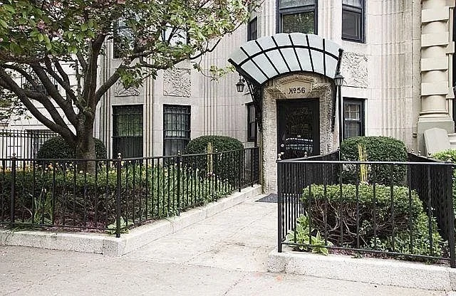1 bed, 1 bath apartment for rent at 56 Commonwealth Ave Unit 25, Back Bay