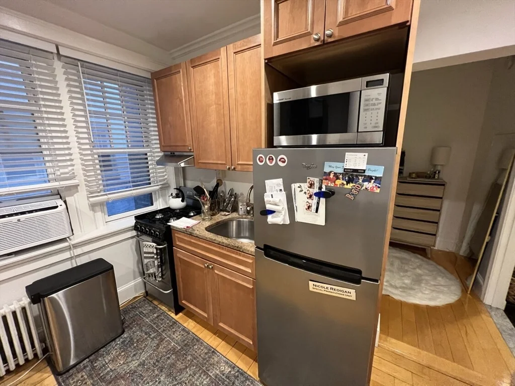 1 bed, 1 bath apartment for rent at 56 Commonwealth Ave Unit 25, Back Bay — photo 6 of 10