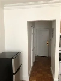 Studio bed, 1 bath apartment for rent at 56 Commonwealth Ave Unit 62, Back Bay — photo 7 of 9
