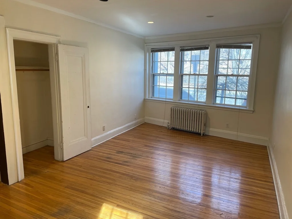 Studio bed, 1 bath apartment for rent at 56 Concord Ave Unit 6, Cambridge — photo 3 of 11