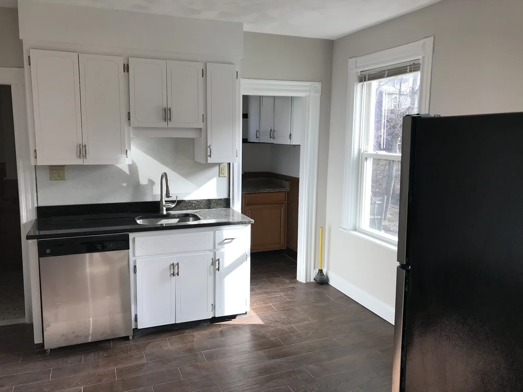 2 bed, 1 bath apartment for rent at 56 Cranch St Unit 2, Quincy — photo 16 of 17
