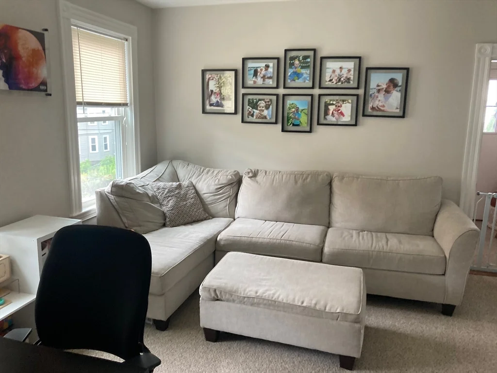 2 bed, 1 bath apartment for rent at 56 Cranch St Unit 2, Quincy — photo 1 of 17