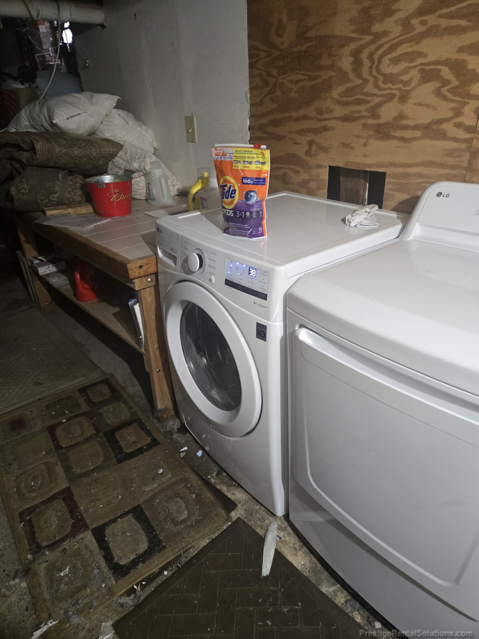 2.5 bed, 1 bath apartment for rent at 56 Creighton St Unit 2, Jamaica Plain — photo 14 of 15