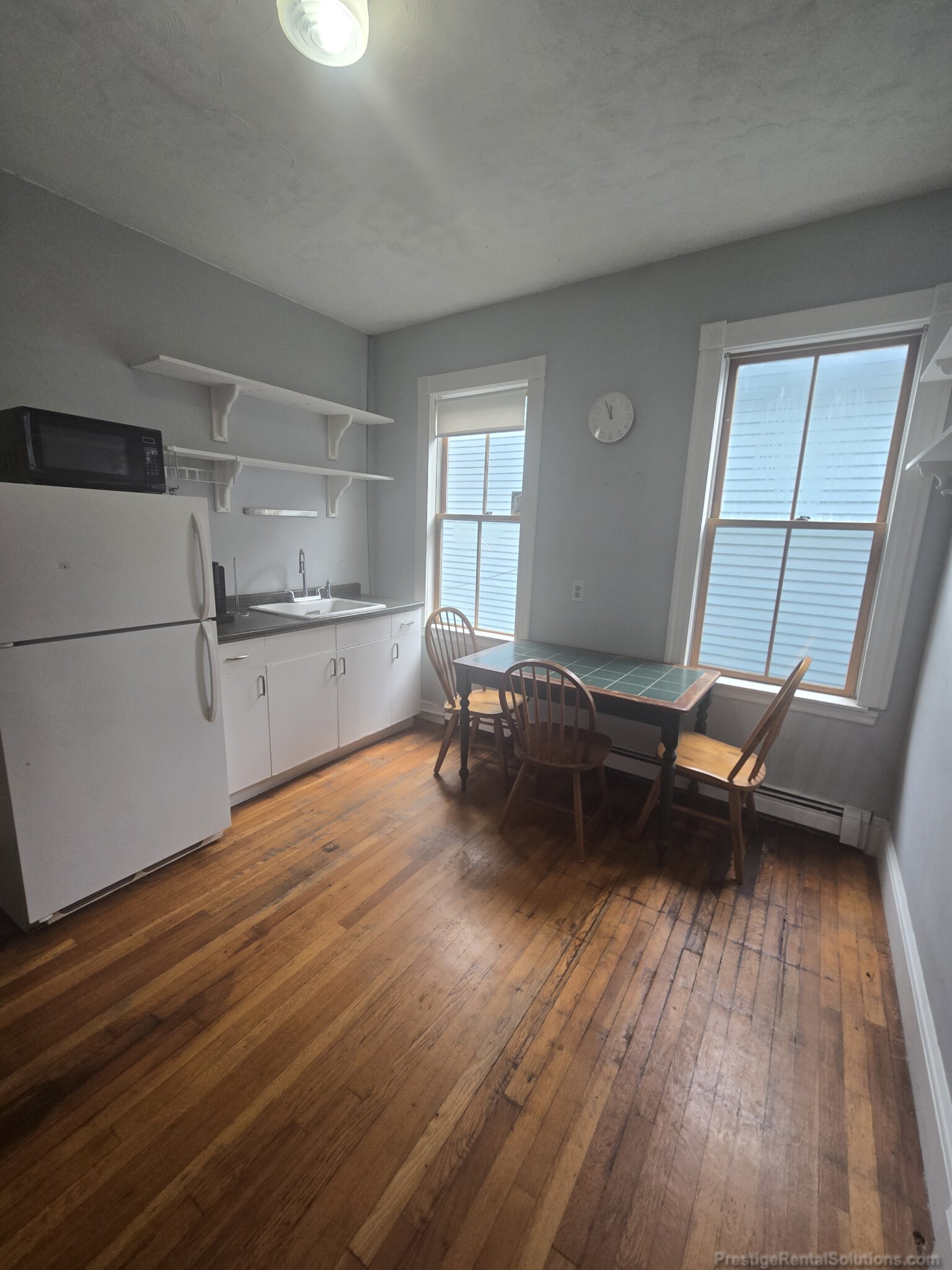 2.5 bed, 1 bath apartment for rent at 56 Creighton St Unit 2, Jamaica Plain — photo 10 of 15