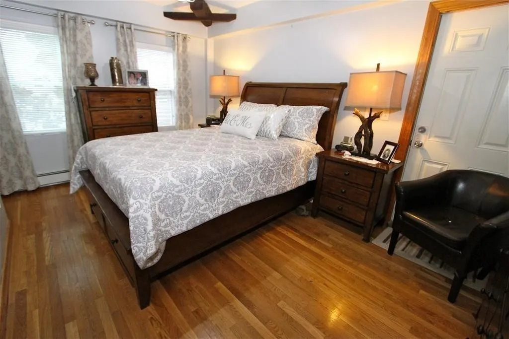 4 bed, 1 bath apartment for rent at 56 Crescent Ave Unit 2, Boston — photo 5 of 8