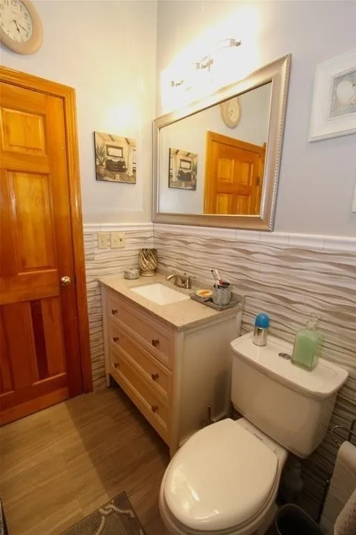 4 bed, 1 bath apartment for rent at 56 Crescent Ave Unit 2, Boston — photo 8 of 8