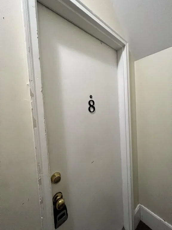 Studio bed, 1 bath apartment for rent at 56 Dean St Unit 8, Taunton — photo 2 of 6