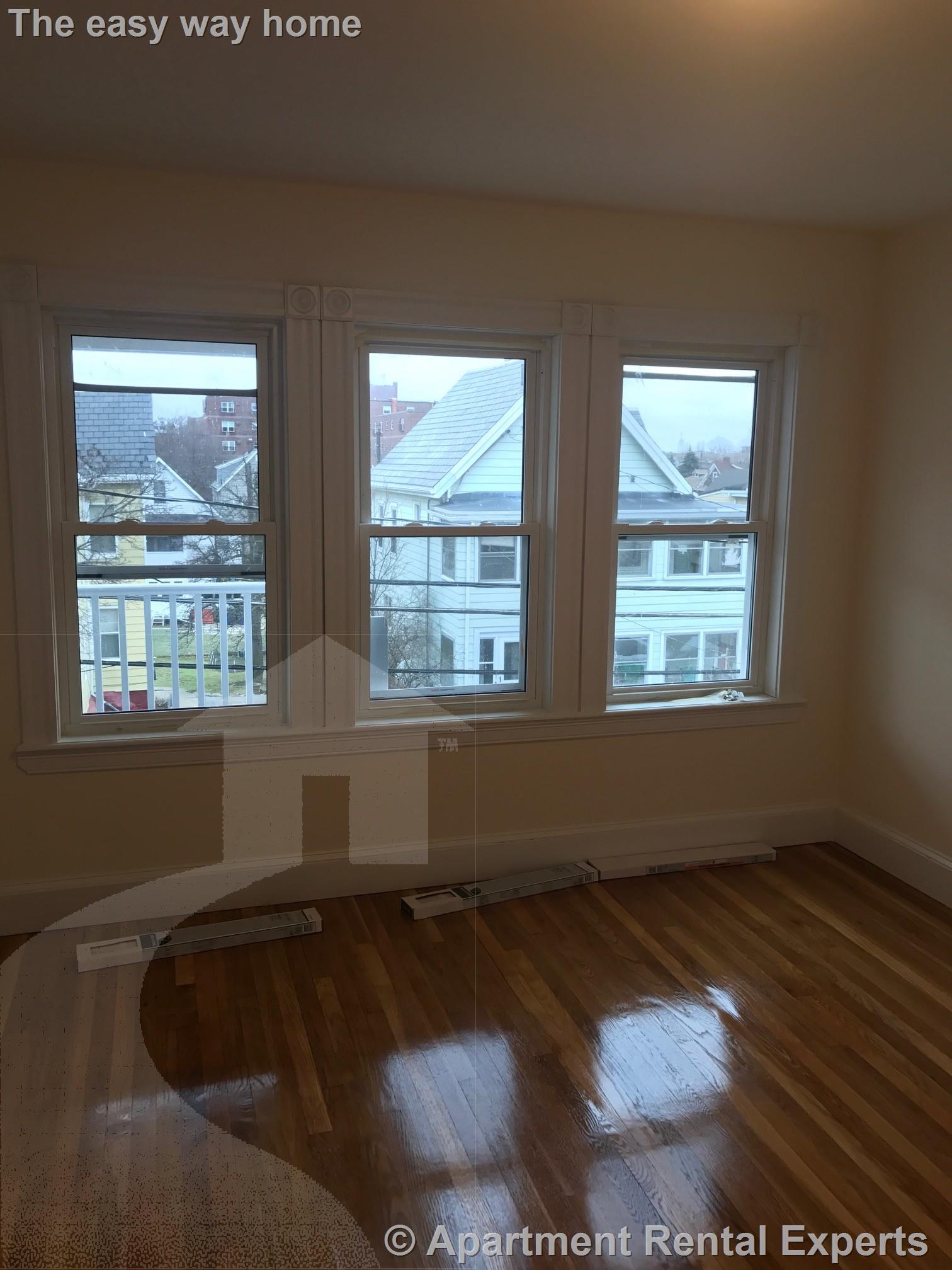 2 bed, 1 bath apartment for rent at 56 Derby St Unit 3, Winter Hill — photo 7 of 9