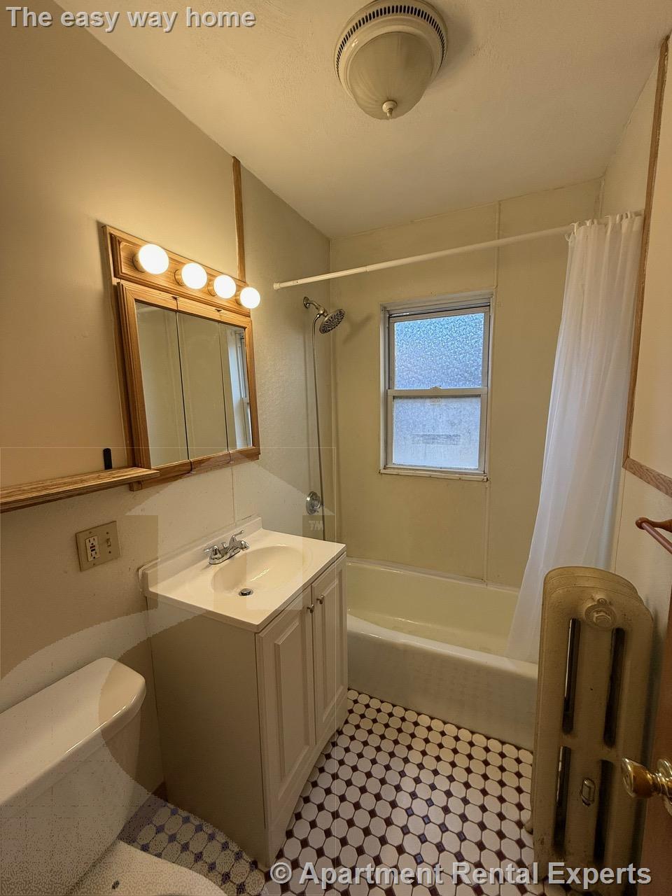 1 bed, 1 bath apartment for rent at 56 Derby St Unit 5, Winter Hill — photo 9 of 16