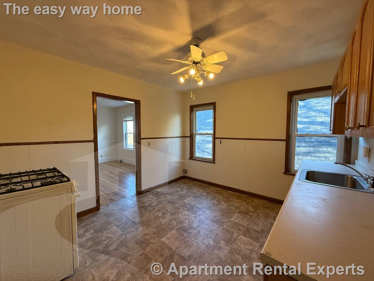 1 bed, 1 bath apartment for rent at 56 Derby St Unit 5, Winter Hill — photo 11 of 16