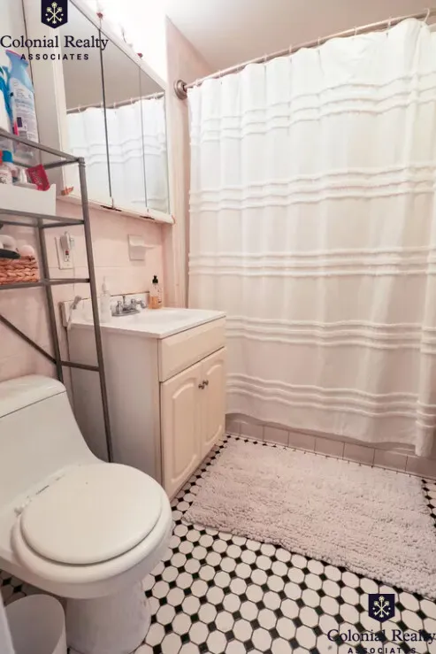 3 bed, 1 bath apartment for rent at 56 Egmont St Unit 13, North Brookline — photo 9 of 18