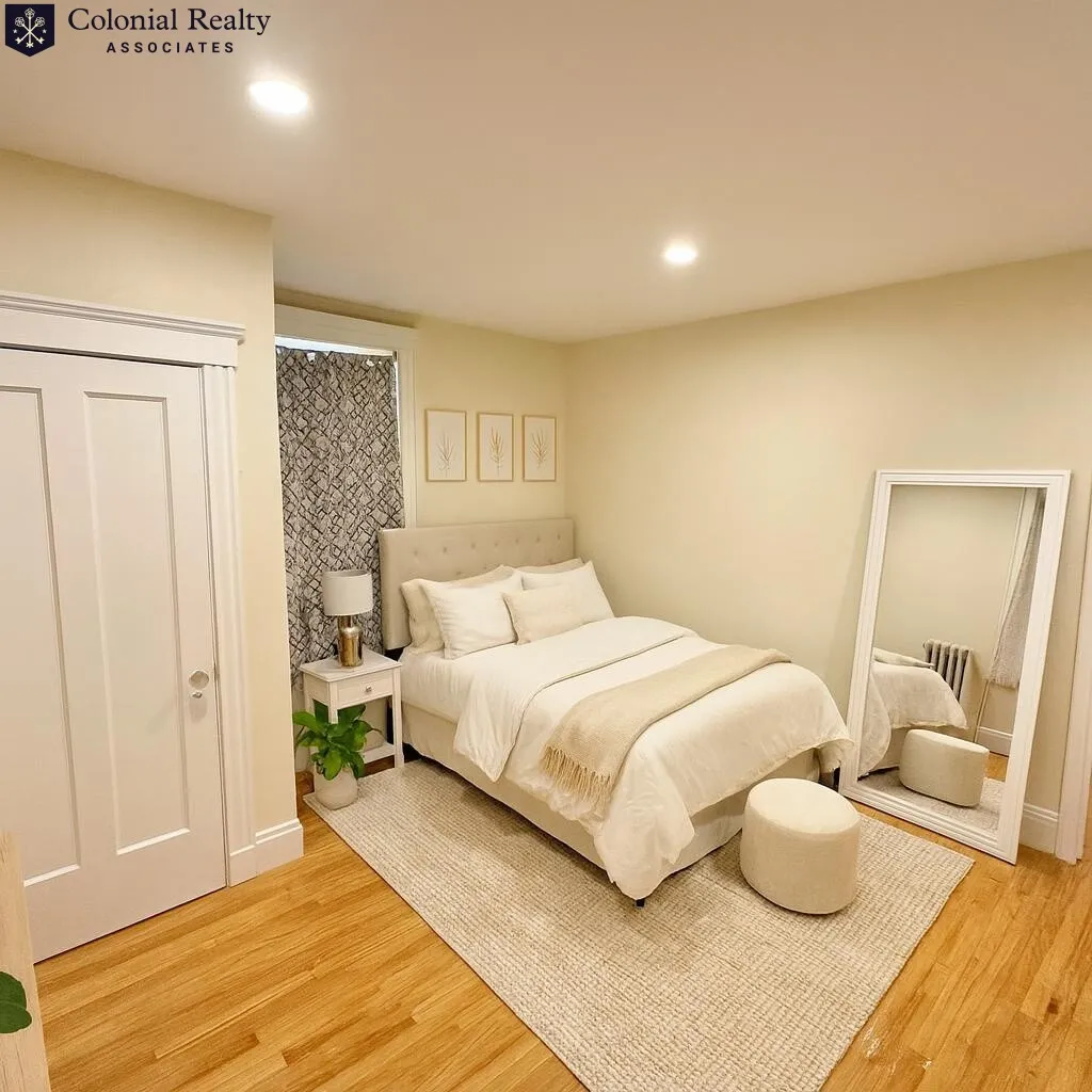 3 bed, 1 bath apartment for rent at 56 Egmont St Unit 2, North Brookline — photo 11 of 29