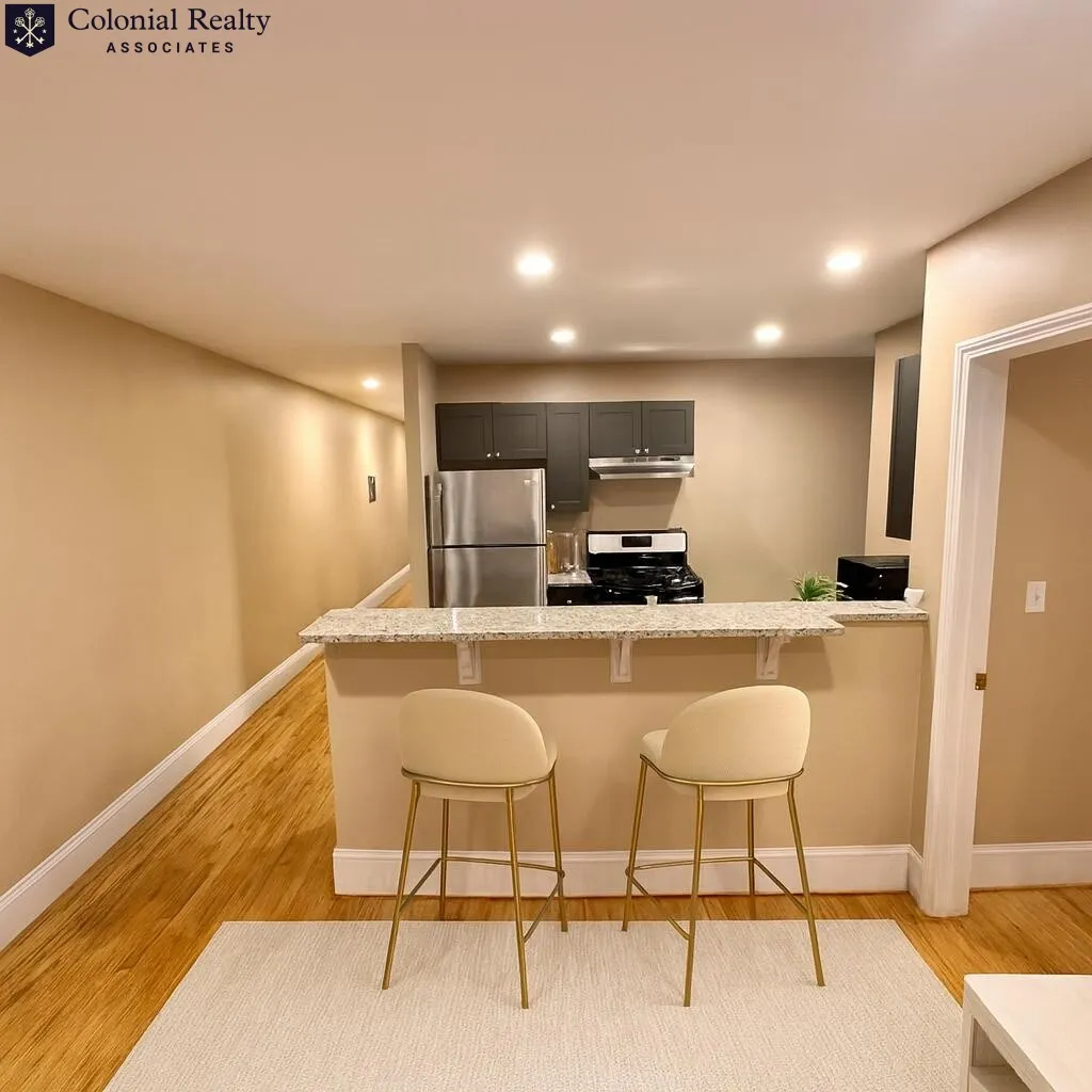 3 bed, 1 bath apartment for rent at 56 Egmont St Unit 2, North Brookline — photo 4 of 29