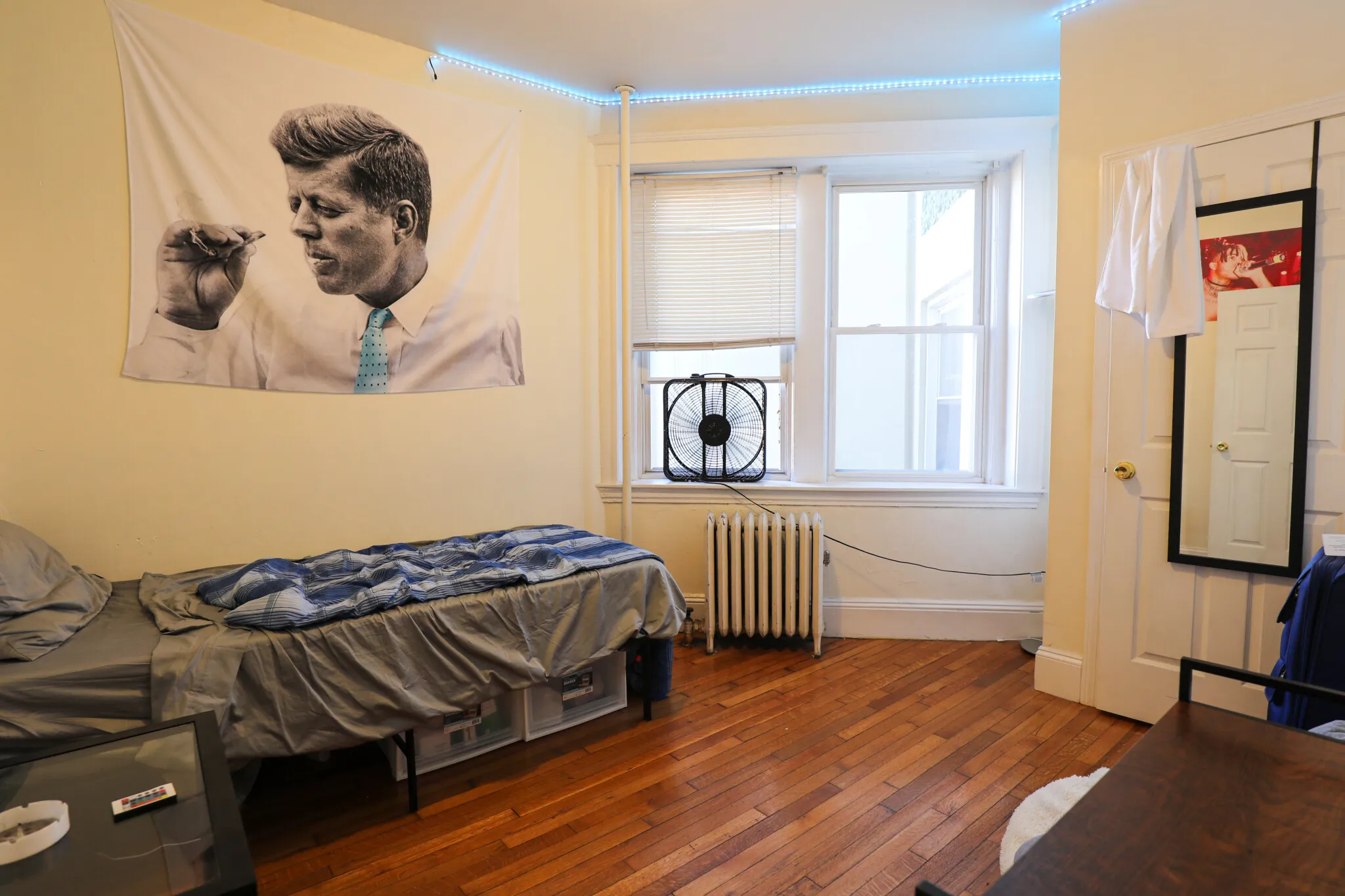 4 bed, 2 bath apartment for rent at 56 Egmont St Unit 4, North Brookline — photo 6 of 10