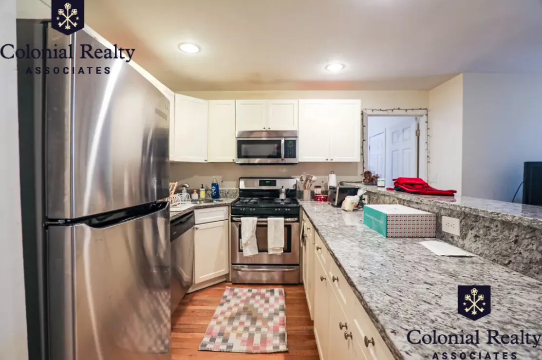 3 bed, 1 bath apartment for rent at 56 Egmont St Unit 6, North Brookline — photo 5 of 18