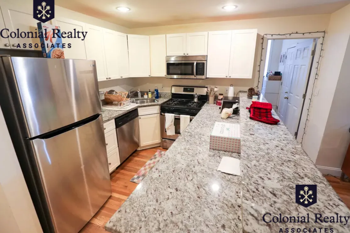 3 bed, 1 bath apartment for rent at 56 Egmont St Unit 6, North Brookline — photo 3 of 18