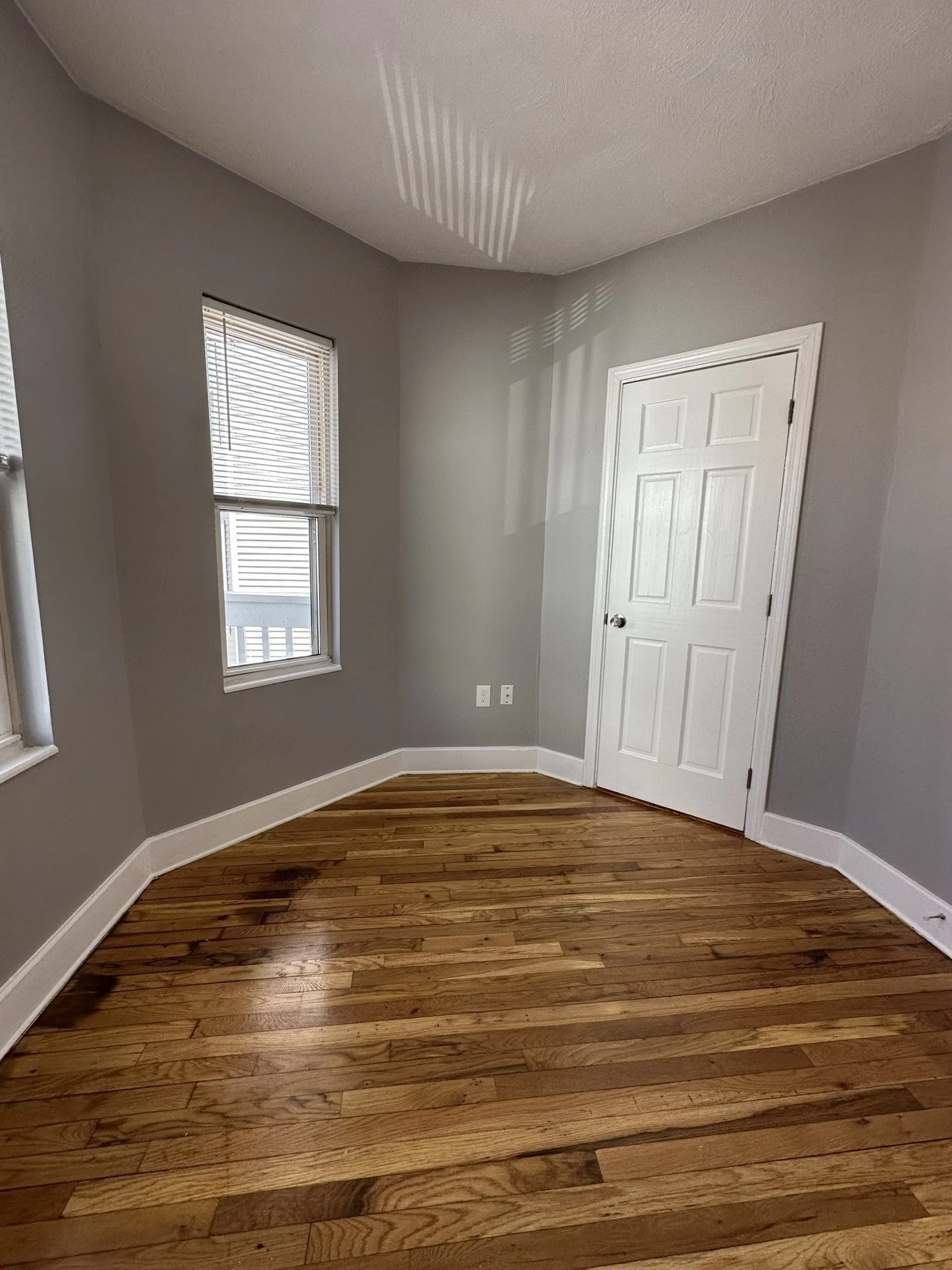 4 bed, 1 bath apartment for rent at 56 Everton St Unit 3, Dorchester — photo 13 of 25