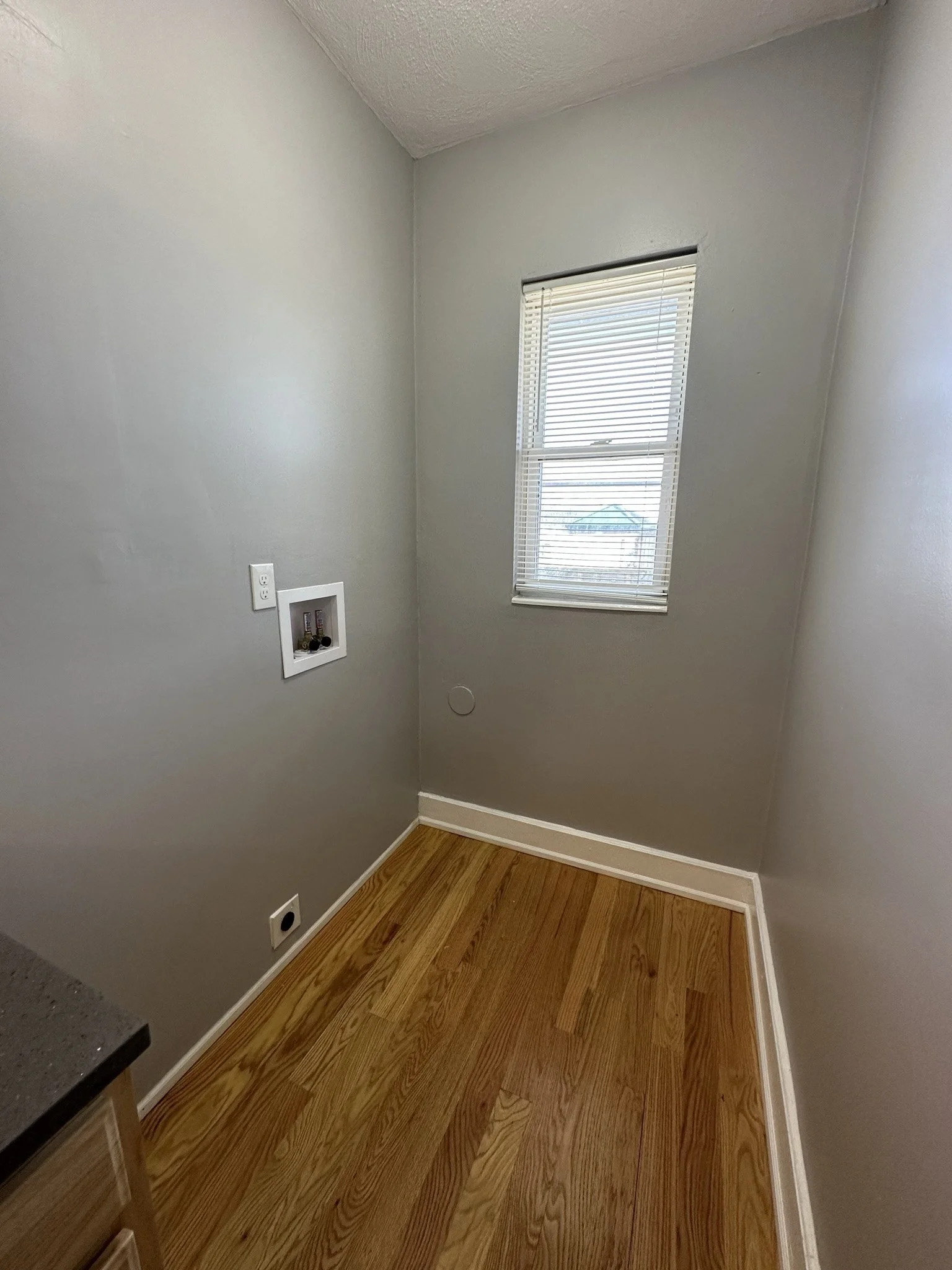 4 bed, 1 bath apartment for rent at 56 Everton St Unit 3, Dorchester — photo 6 of 25