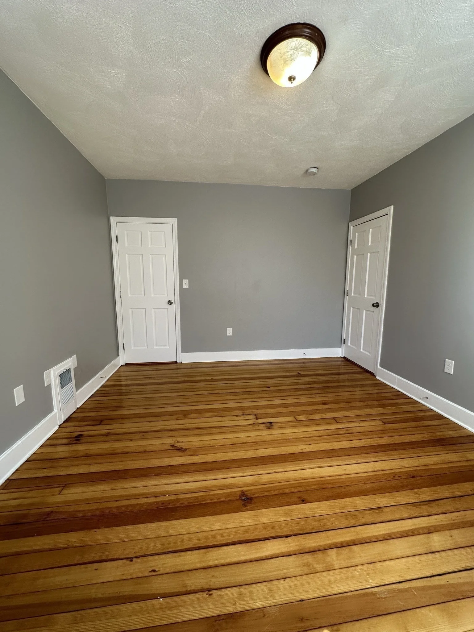 4 bed, 1 bath apartment for rent at 56 Everton St Unit 3, Dorchester — photo 17 of 25
