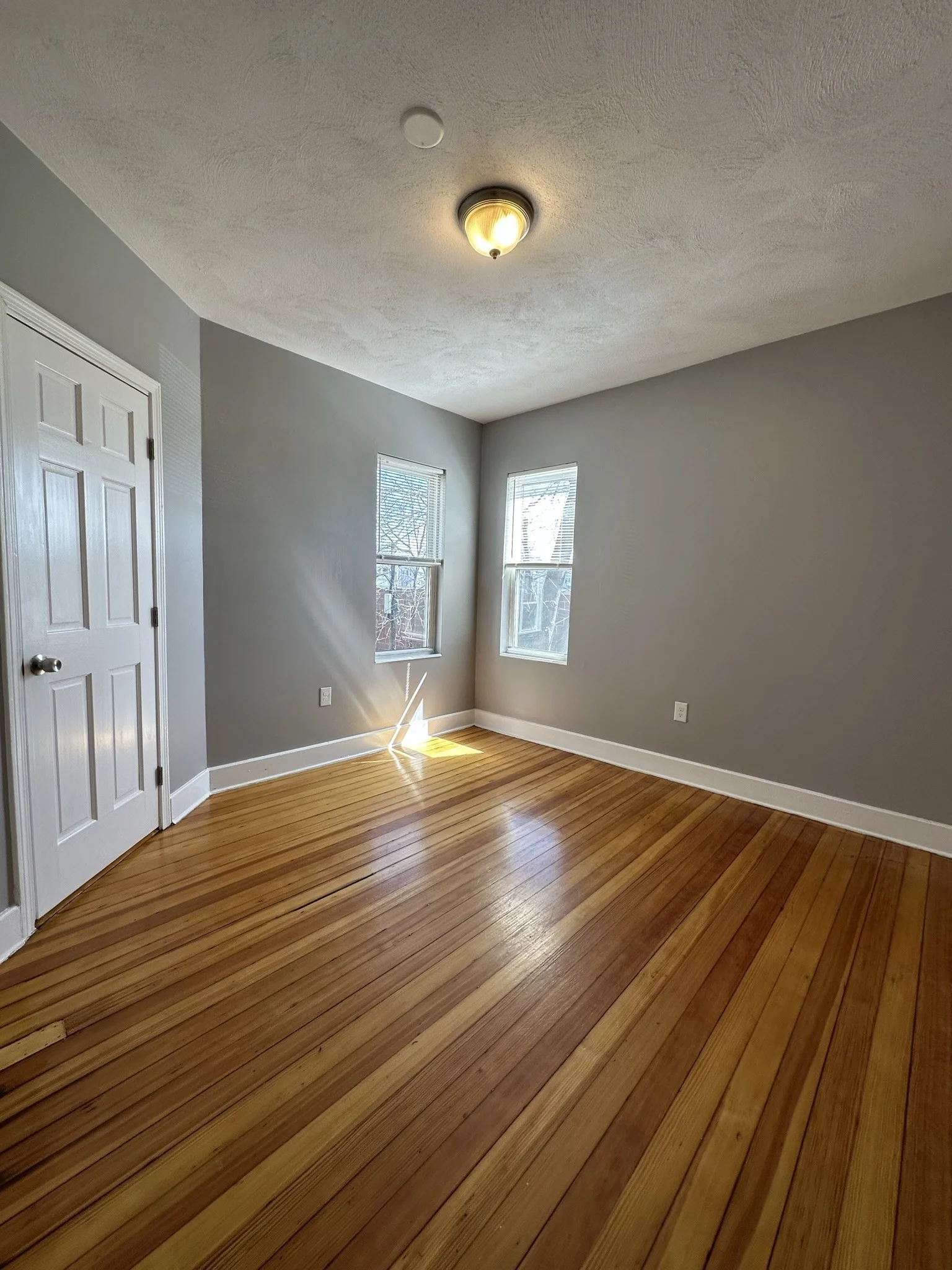 4 bed, 1 bath apartment for rent at 56 Everton St Unit 3, Dorchester — photo 23 of 25