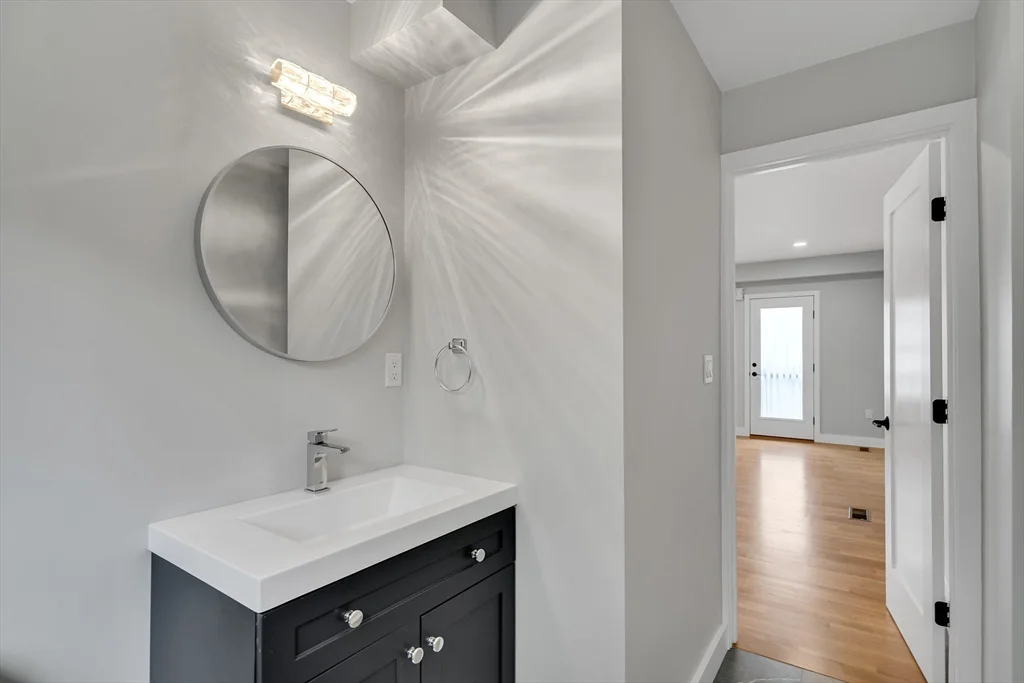 2 bed, 2 bath apartment for rent at 56 Franklin St Unit B, East Somerville — photo 6 of 19