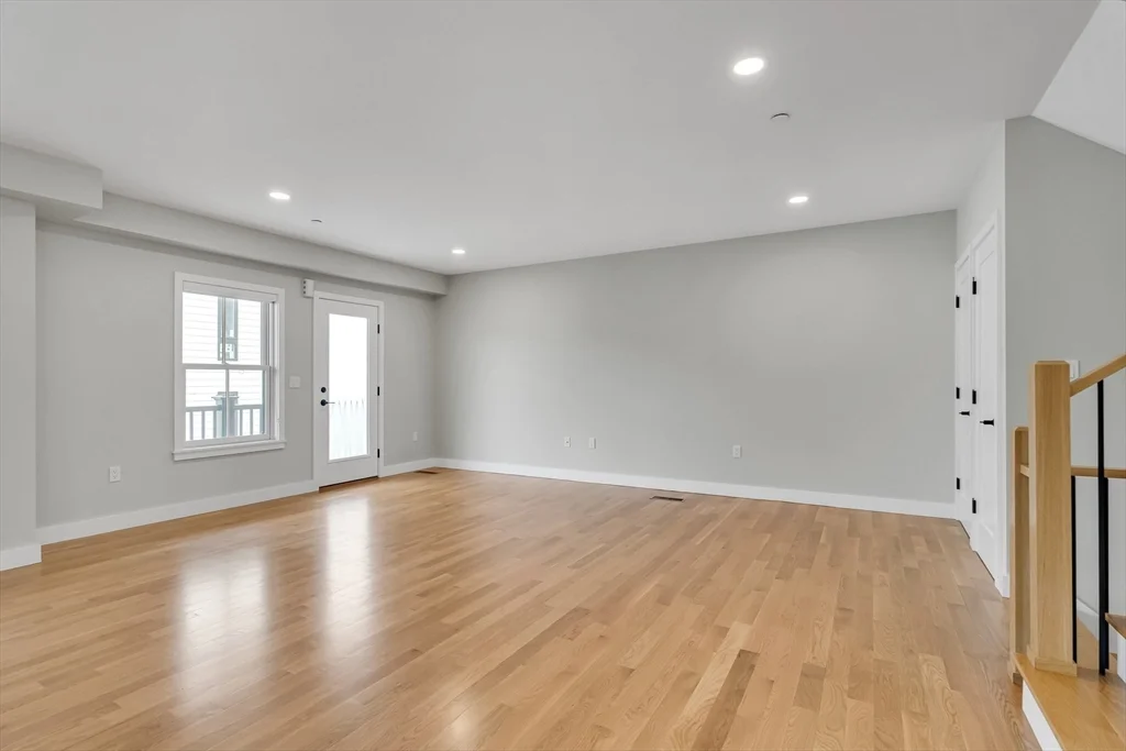 2 bed, 2 bath apartment for rent at 56 Franklin St Unit B, East Somerville — photo 5 of 19