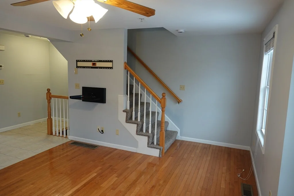 2 bed, 1 bath apartment for rent at 56 Gardner Ave Unit A, Lowell — photo 4 of 18
