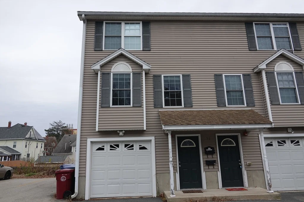 2 bed, 1 bath apartment for rent at 56 Gardner Ave Unit A, Lowell — photo 1 of 18