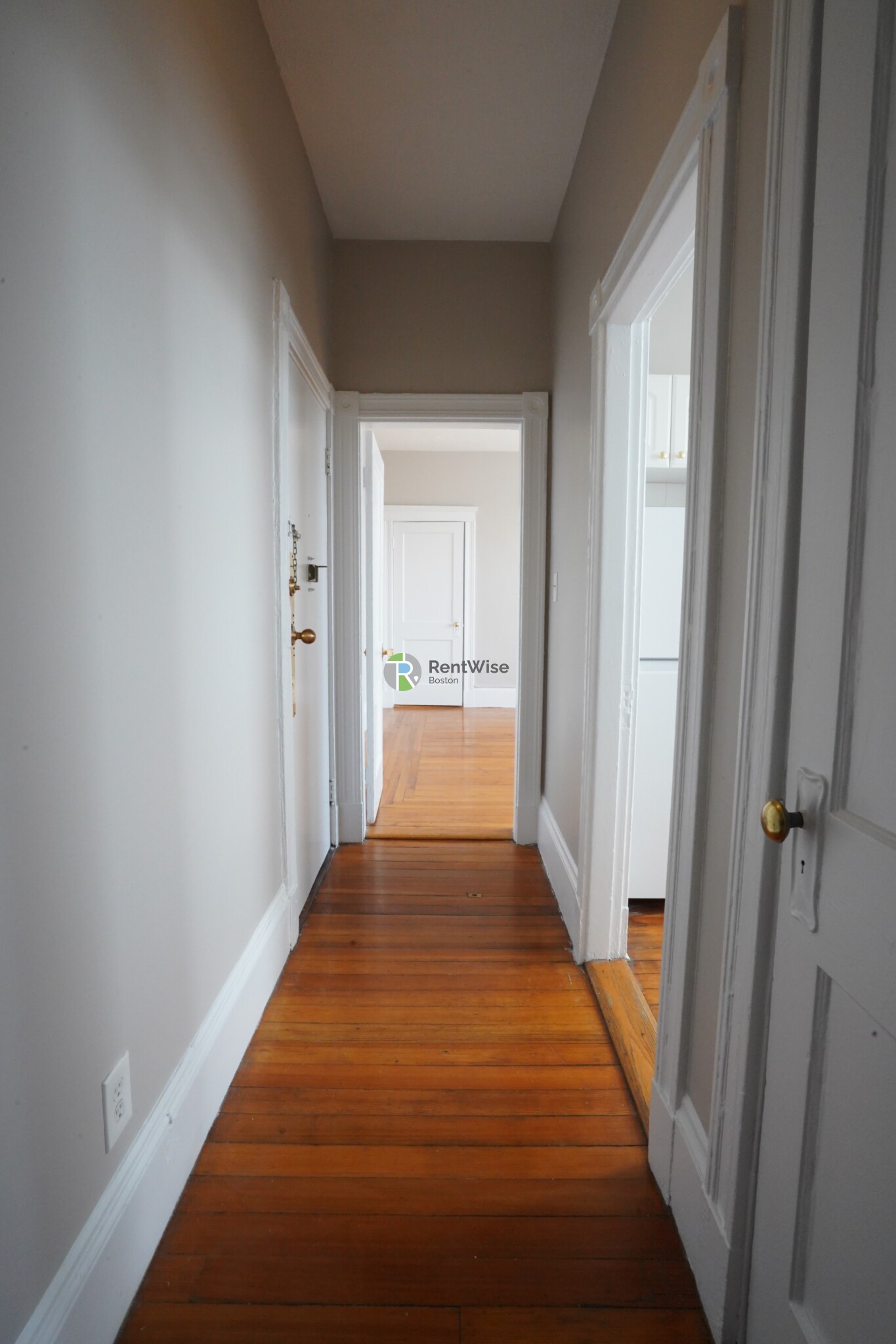1 bed, 1 bath apartment for rent at 56 Gardner St Unit 15, Allston — photo 3 of 14