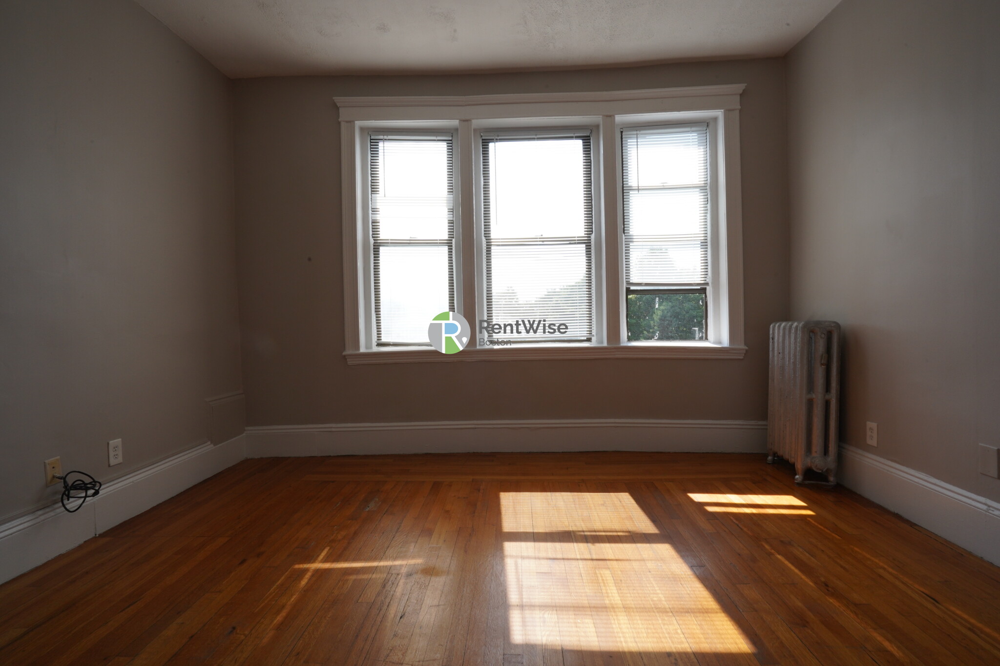 1 bed, 1 bath apartment for rent at 56 Gardner St Unit 15, Allston — photo 2 of 14