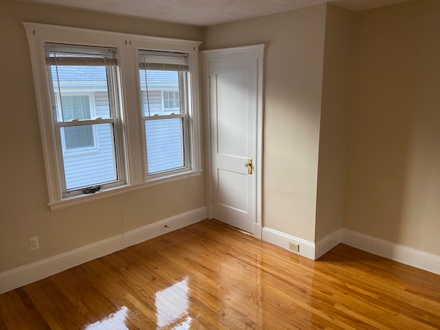 4 bed, 1 bath apartment for rent at 56 Gordon St Unit 2, West Somerville — photo 11 of 17