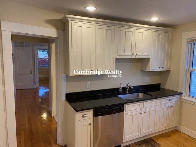 4 bed, 1 bath apartment for rent at 56 Gordon St Unit 2T, West Somerville
